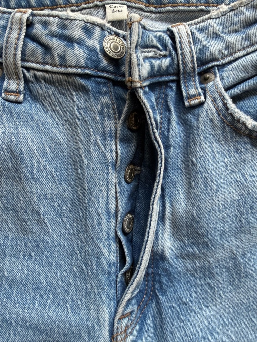 Abercrombie & Fitch The Dad High Rise Curve Love - Picture 4 of 6